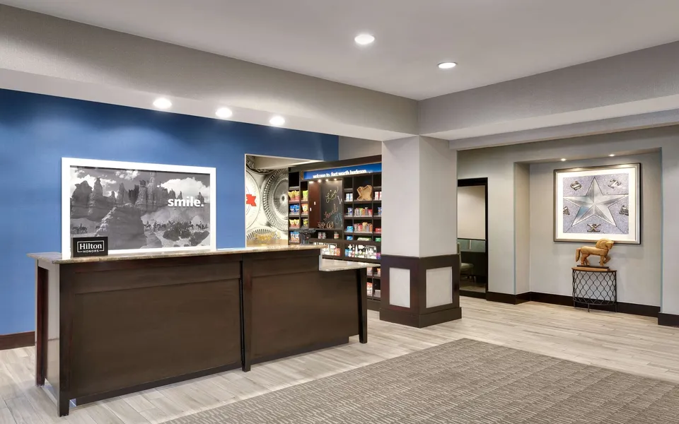 Hampton Inn & Suites Ft. Worth-Burleson hotel detail image 2
