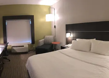 Holiday Inn Express Hotel & Suites Decatur by IHG hotel thumbnail 4