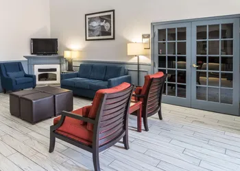 Quality Suites Burleson - Ft. Worth hotel thumbnail 6