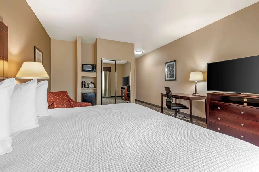 Best Western Plus Burleson Inn & Suites hotel detail image 6