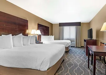 Best Western Plus Burleson Inn & Suites hotel thumbnail 7