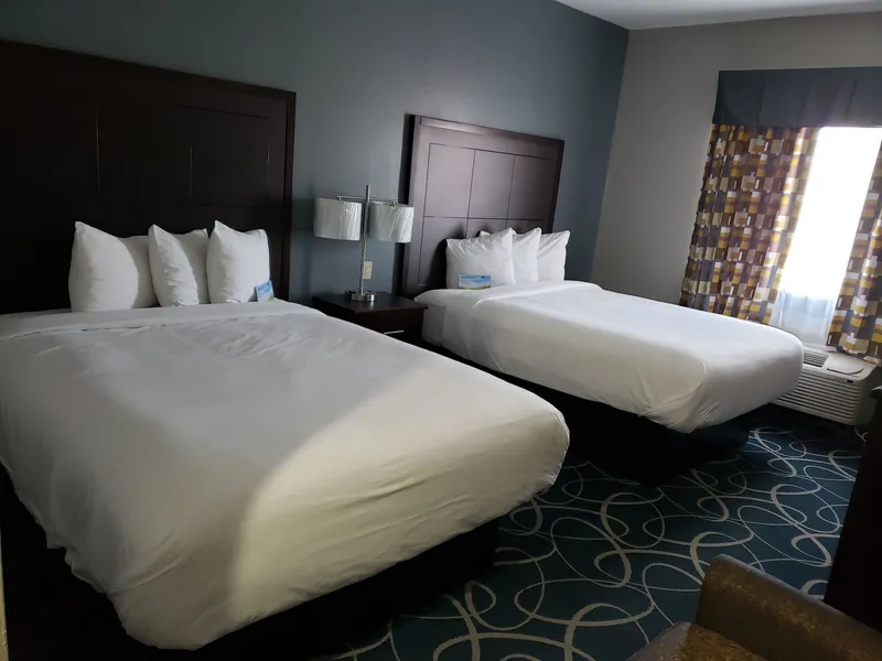 Days Inn & Suites by Wyndham Cleburne TX hotel detail image 6
