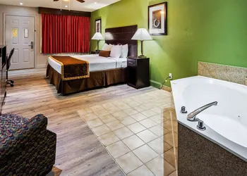 Bestway Inn hotel thumbnail 2