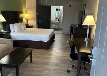 Bestway Inn hotel thumbnail 8