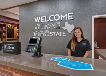 Hampton Inn & Suites Dallas-DeSoto hotel thumbnail 6