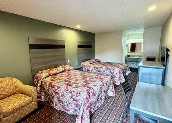 Seagoville Inn hotel thumbnail 3
