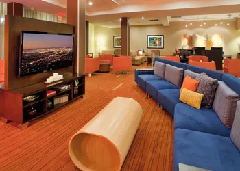Courtyard by Marriott Pittsburgh North/Cranberry Woods hotel thumbnail 2