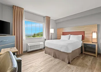 Candlewood Suites HAZLETON by IHG hotel thumbnail 6