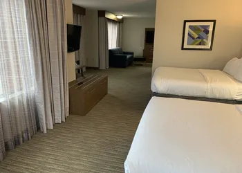 Holiday Inn Express Hotel & Suites Franklin-Oil City by IHG hotel thumbnail 8