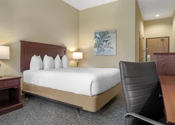 Best Western Plus Fredericton Hotel & Suites hotel thumbnail 7