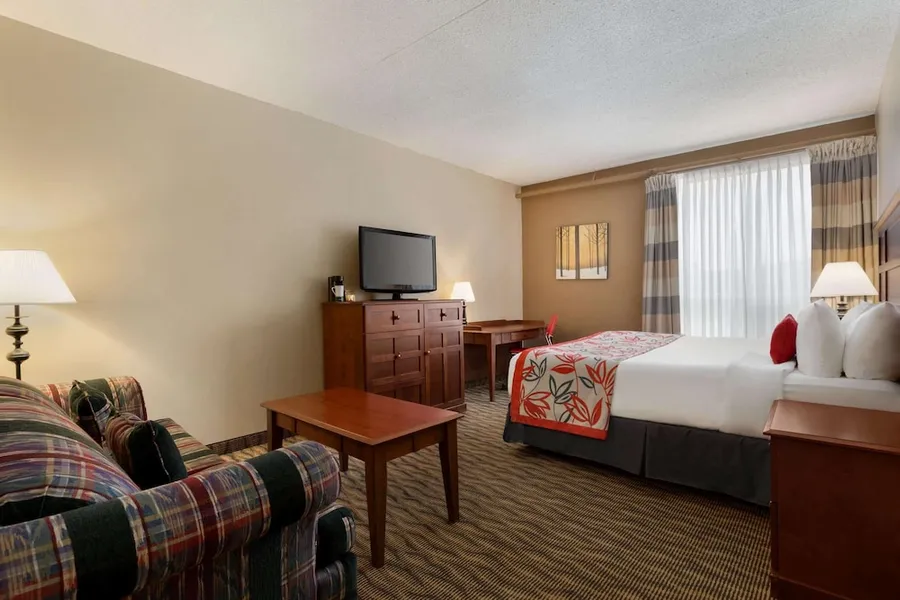 Ramada by Wyndham Fredericton hotel detail image 6