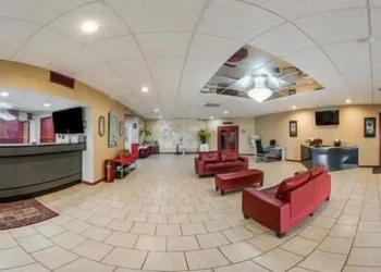 Red Carpet Inn Hazleton hotel thumbnail 3