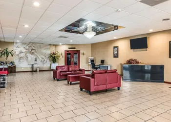 Red Carpet Inn Hazleton hotel thumbnail 6