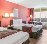 Red Carpet Inn Hazleton hotel detail image 7