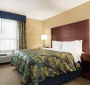Travelodge by Wyndham Oshawa Whitby hotel detail image 3