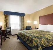 Travelodge by Wyndham Oshawa Whitby hotel detail image 5