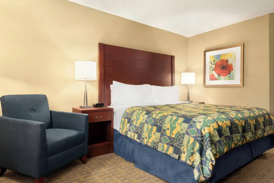 Travelodge by Wyndham Oshawa Whitby hotel detail image 6