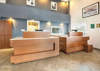 Quality Suites Whitby hotel thumbnail 4