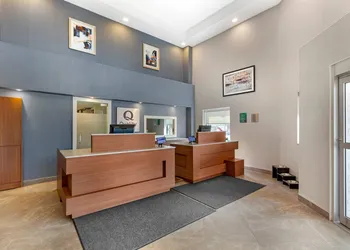 Quality Suites Whitby hotel thumbnail 6