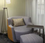 Courtyard by Marriott Oshawa hotel detail image 3