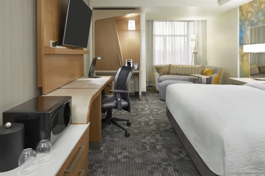 Courtyard by Marriott Oshawa hotel detail image 6