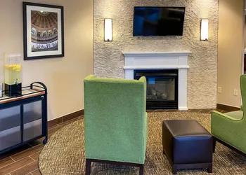 Comfort Inn DeKalb - University Area hotel thumbnail 4