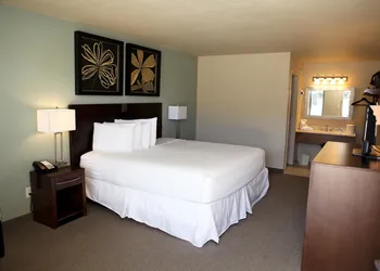 Unique Suites Hotel hotel thumbnail 3
