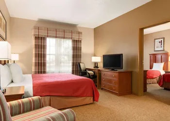 Country Inn & Suites by Radisson, Sycamore, IL hotel thumbnail 5