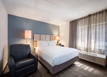 Sonesta Simply Suites Chicago Libertyville hotel thumbnail 7