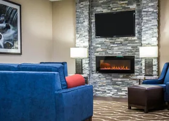 Comfort Inn Morris I-80 hotel thumbnail 4