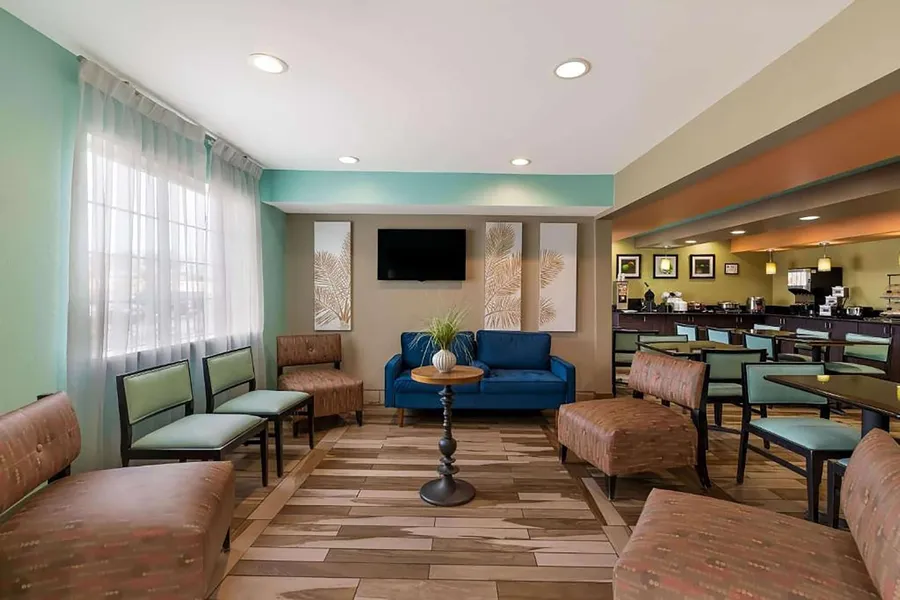 Baymont by Wyndham Elizabeth City hotel detail image 2