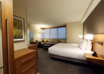 Hyatt Place Flushing/LaGuardia Airport hotel thumbnail 8