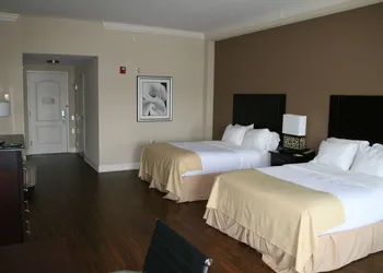 Holiday Inn Macon North by IHG hotel thumbnail 3