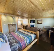 Salida Inn & Monarch Suites hotel detail image 4