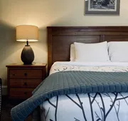 Salida Inn & Monarch Suites hotel detail image 7