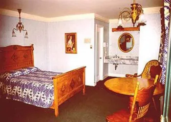 Georgetown Mountain Inn hotel thumbnail 2