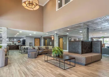 Best Western Plus Vineyard Inn hotel thumbnail 2