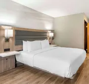 Best Western Plus Vineyard Inn hotel detail image 7