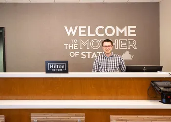 Hampton Inn Christiansburg/Blacksburg hotel thumbnail 3