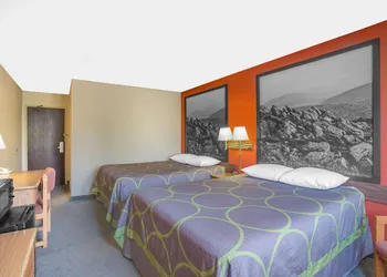 Super 8 by Wyndham Christiansburg/Blacksburg Area hotel thumbnail 6