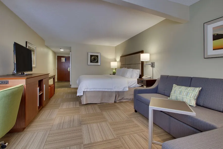 Hampton Inn Warner Robins hotel detail image 6