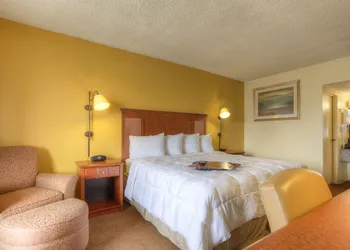 Econo Lodge Byron near Historic District - Warner Robins hotel thumbnail 8