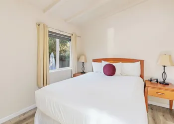 West Sonoma Inn & Spa hotel thumbnail 8