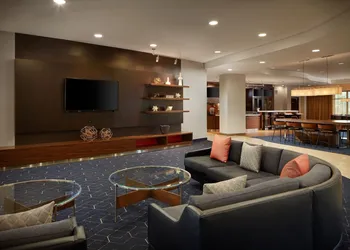 Courtyard by Marriott Winchester hotel thumbnail 4