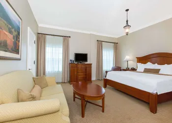 The George Washington Hotel, A Wyndham Grand Hotel hotel thumbnail 4