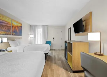 Days Inn by Wyndham Salem hotel thumbnail 6