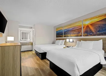 Days Inn by Wyndham Salem hotel thumbnail 7