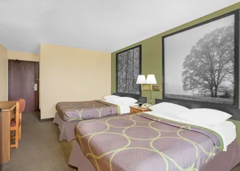 Super 8 by Wyndham Roanoke VA hotel thumbnail 7