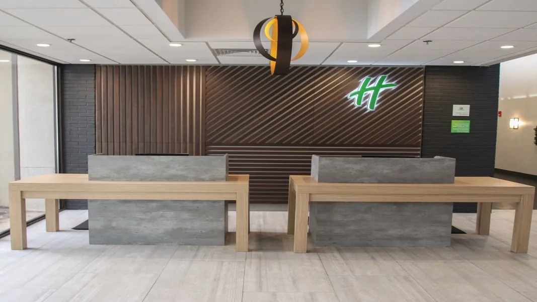 Holiday Inn Roanoke Airport – Conference CTR by IHG hotel detail image 2