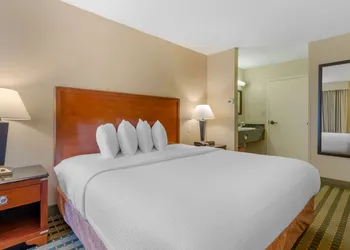 Best Western North Roanoke hotel thumbnail 7